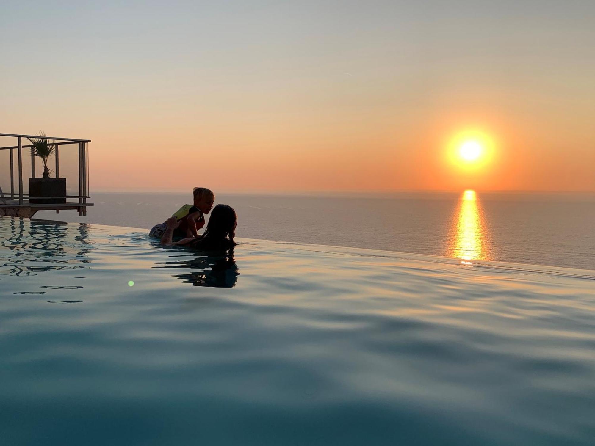 Kathisma Bay Villas - Luxury Villas - Villa Helios Kalamítsi Exteriör bild