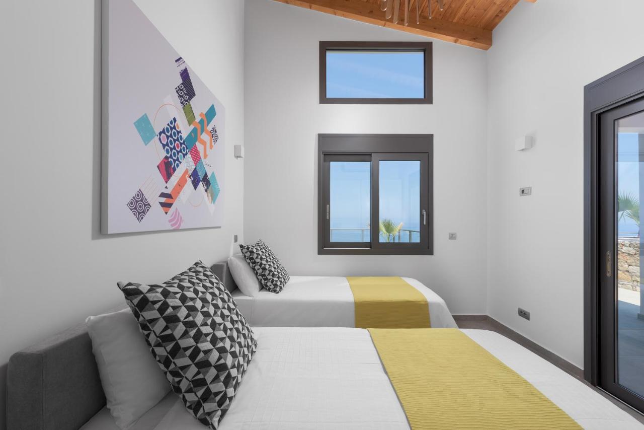Kathisma Bay Villas - Luxury Villas - Villa Helios Kalamítsi Exteriör bild