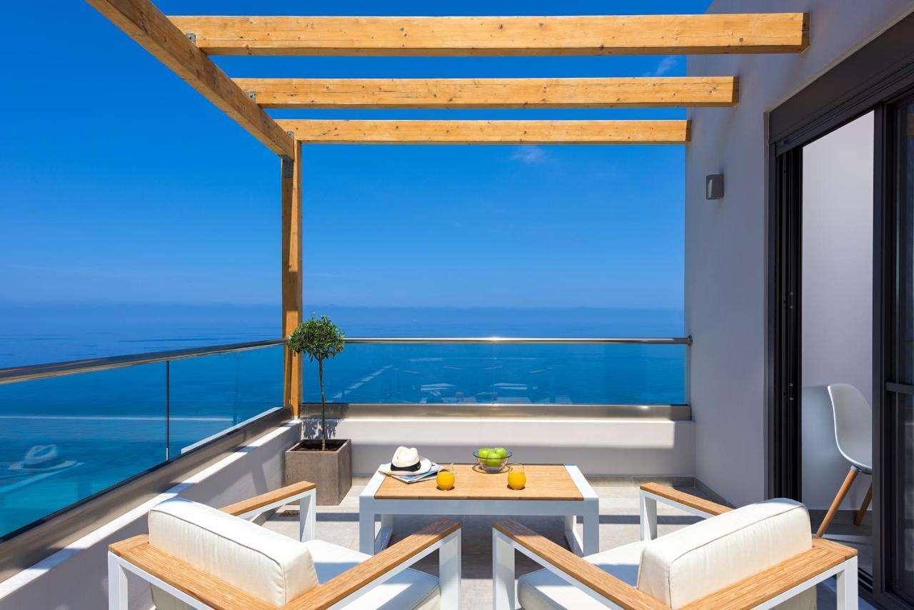 Kathisma Bay Villas - Luxury Villas - Villa Helios Kalamítsi Exteriör bild