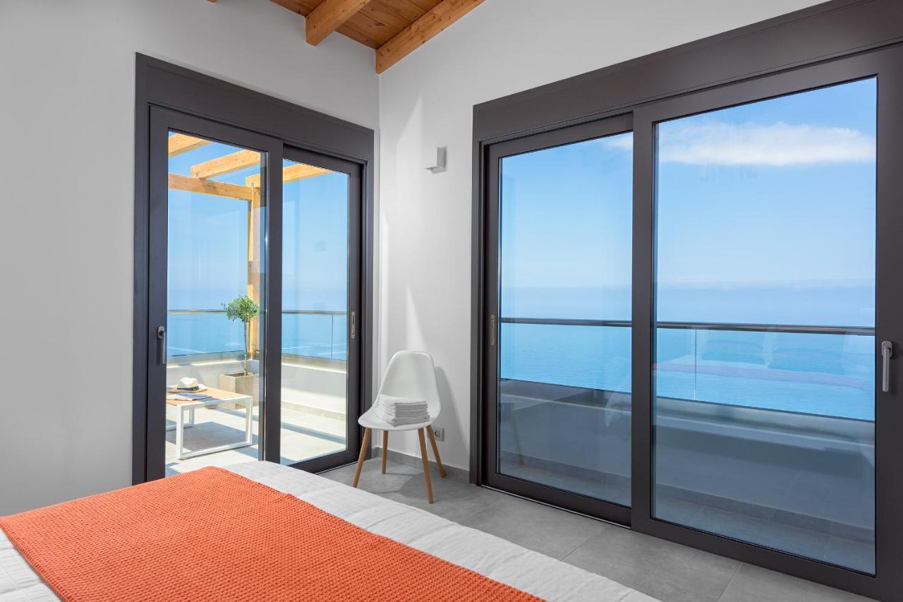 Kathisma Bay Villas - Luxury Villas - Villa Helios Kalamítsi Exteriör bild